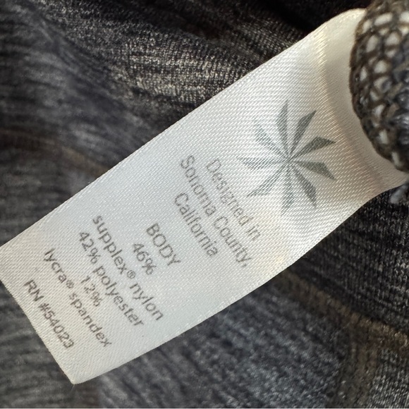 Athleta Gray Capri Leggings Heathered XS - Picture 4 of 5